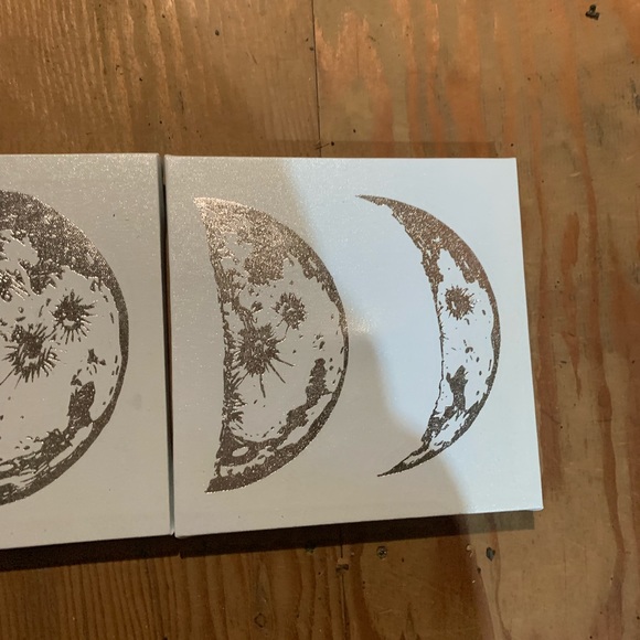 Triple Moons decor - Picture 4 of 5